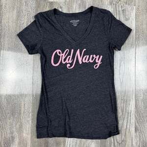 Old Navy Women's Gray V-Neck Short Sleeve T-Shirt